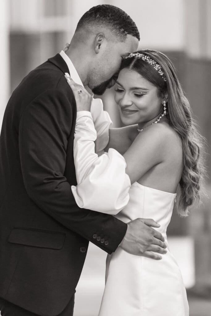Courthouse wedding captured in stunning detail in Downtown Orlando.
