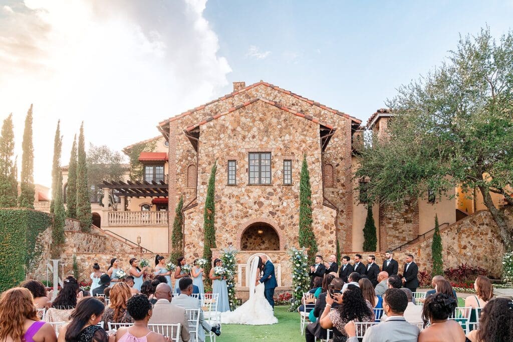 wedding ceremony at luxury wedding venue on Jerzy Nieves Photography Blog